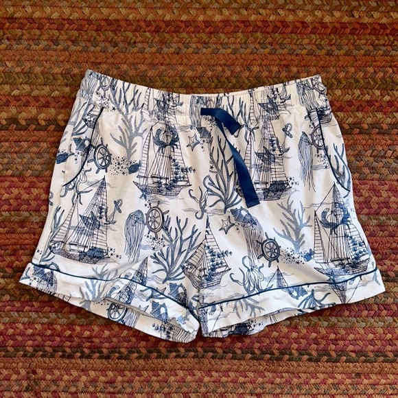 VERA BRADLEY NAUTICAL OCEAN PRINT SOFT SHORTS - Picture 1 of 3